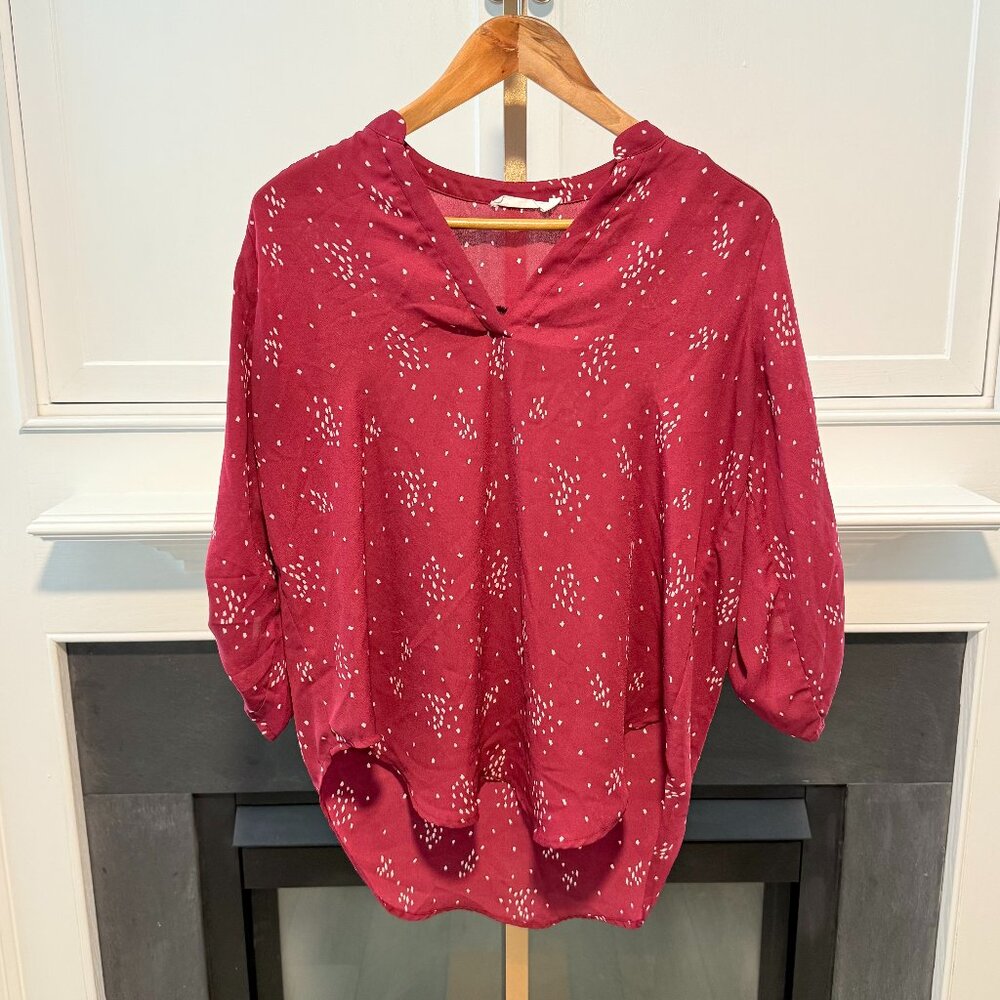 ❤️ Lush Berry-Cream Print Blouse | Size Medium - Fits like a Large
